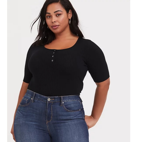 torrid Tops - Torrid Black Snap Henley Ribbed Tee